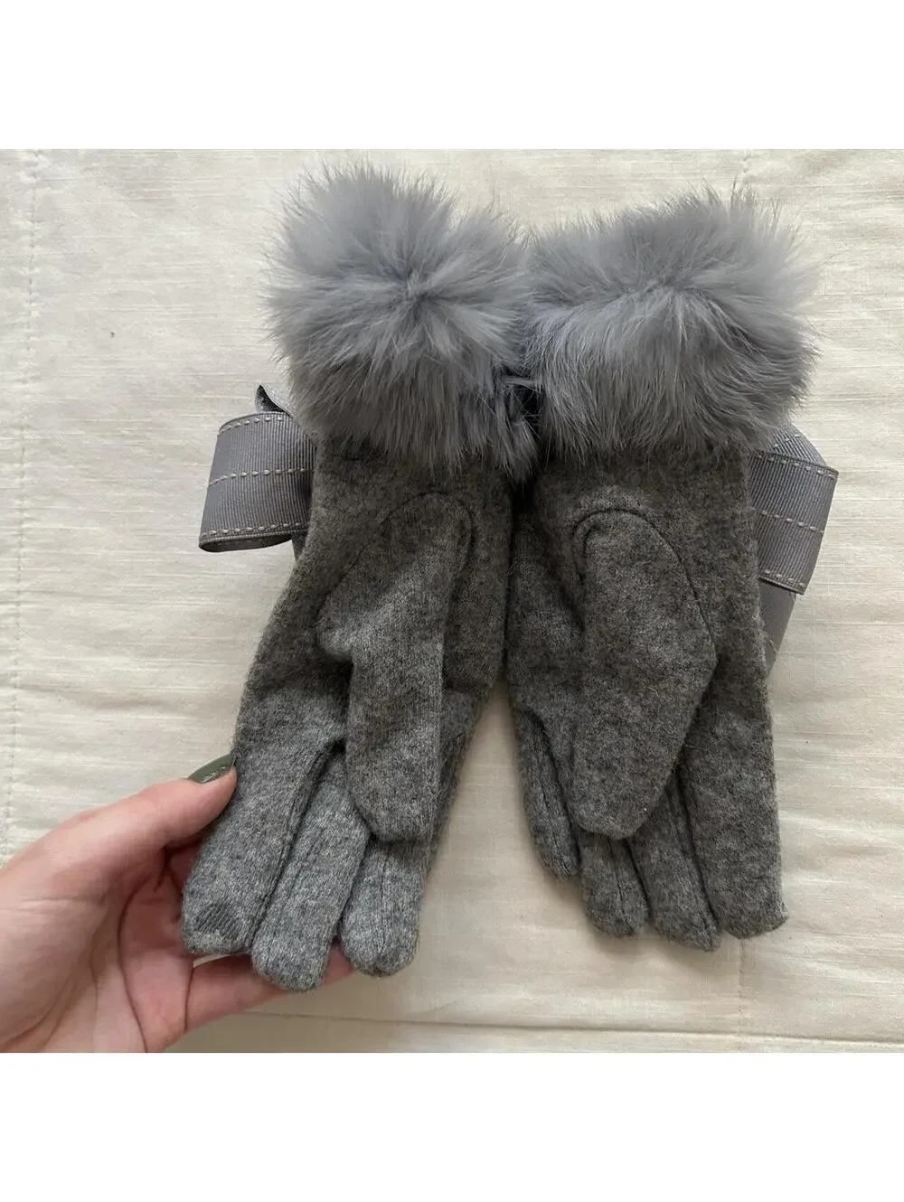 Grey Faux Fur Bow Detail Gloves Coquette Himekaji Winter Accessories